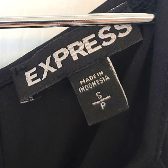 Top - Picture 3 of 3